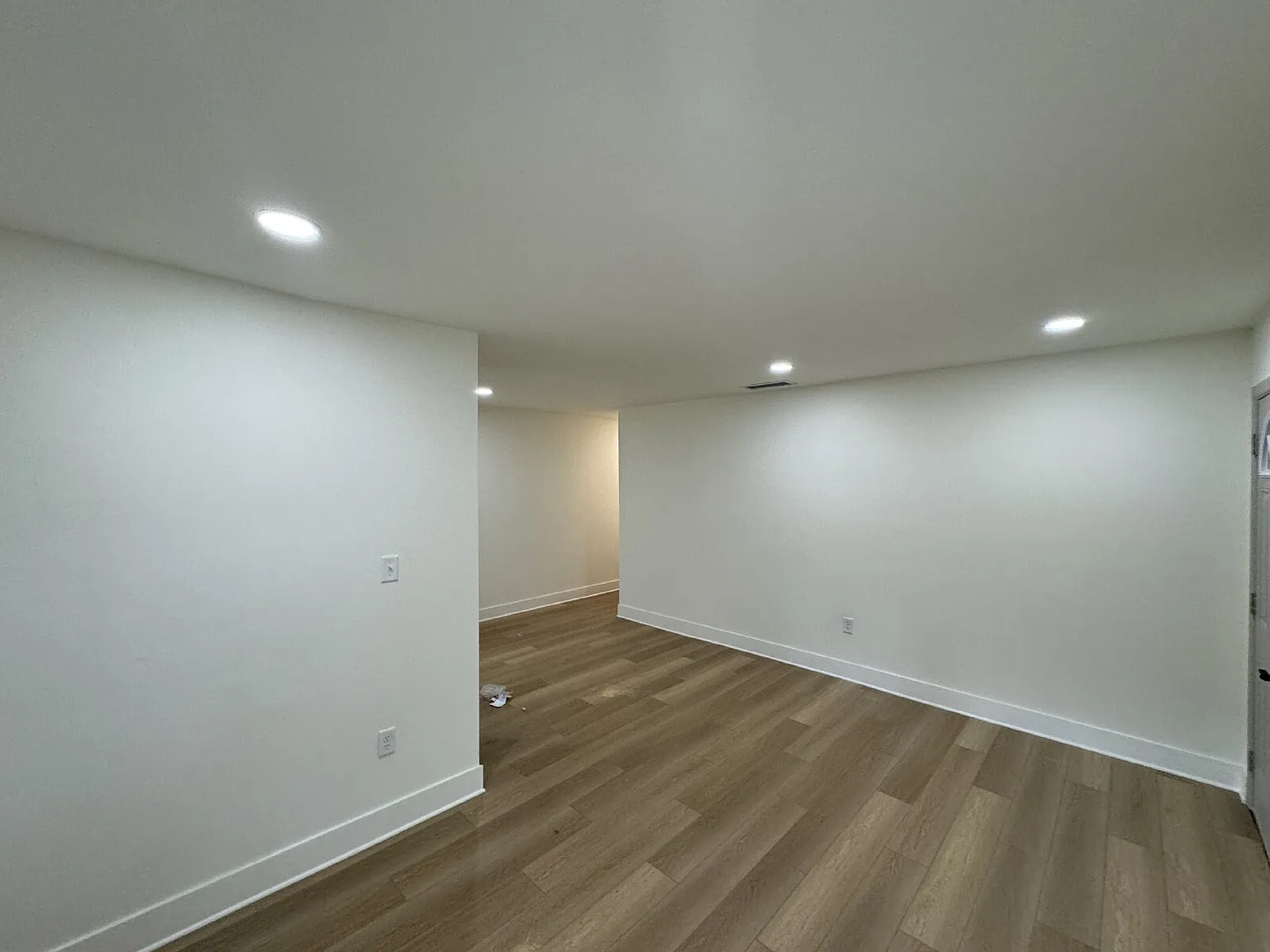 2 bed, 1.0 bath, 835 sqft, $1,800 — Photo 4
