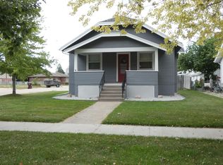 1619 Lake Ave, Gothenburg, NE 69138