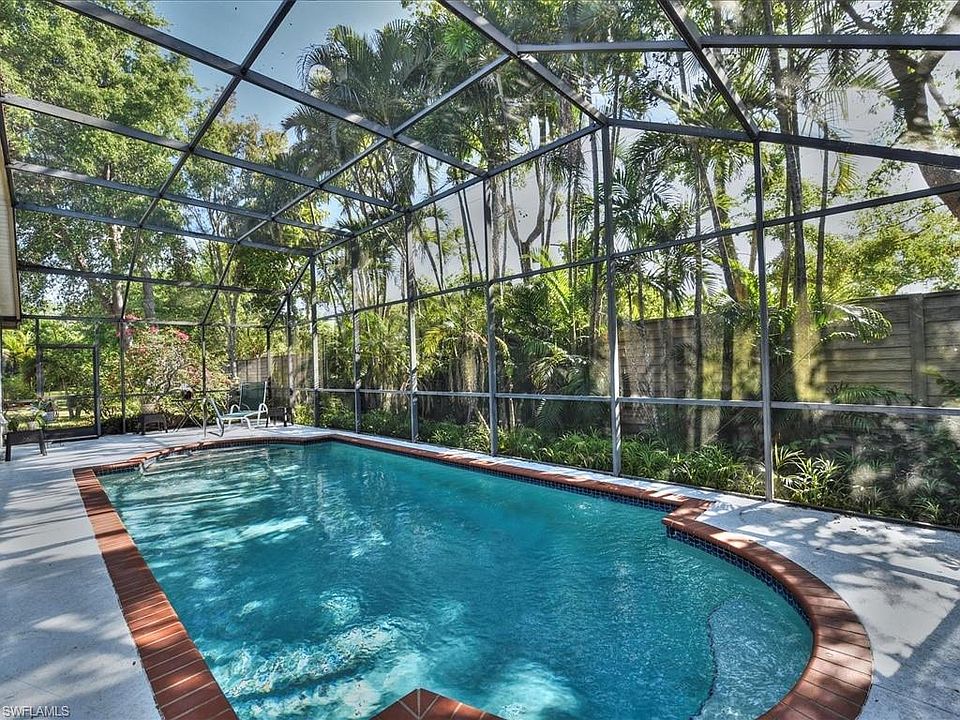 1st image of 22081 Seashore Cir