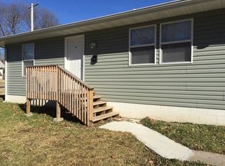 1050 W Calhoun St, Springfield, MO 65802