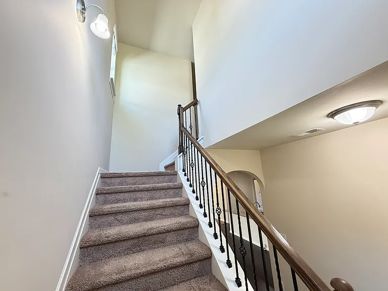 209 Emporia Loop — Photo 27