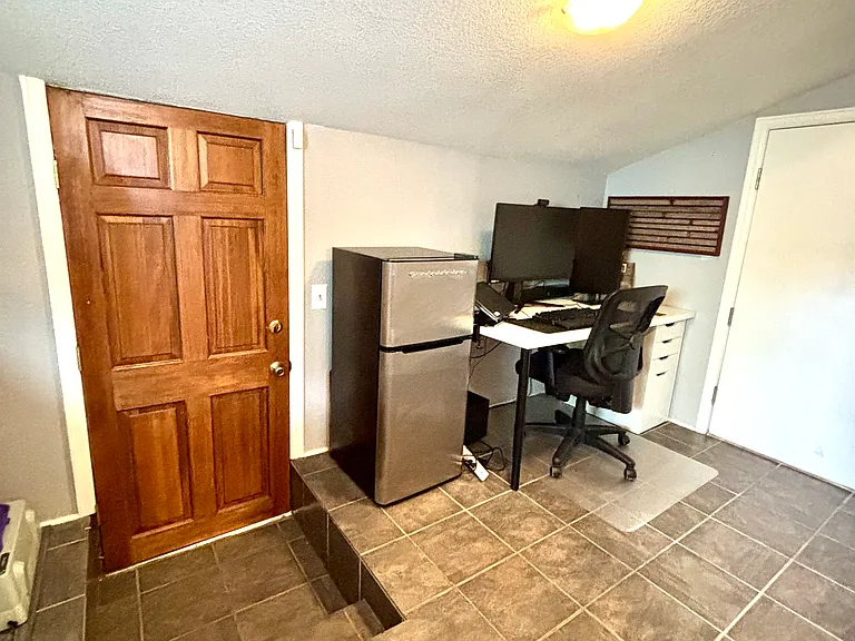 126 Galapago St — Photo 18