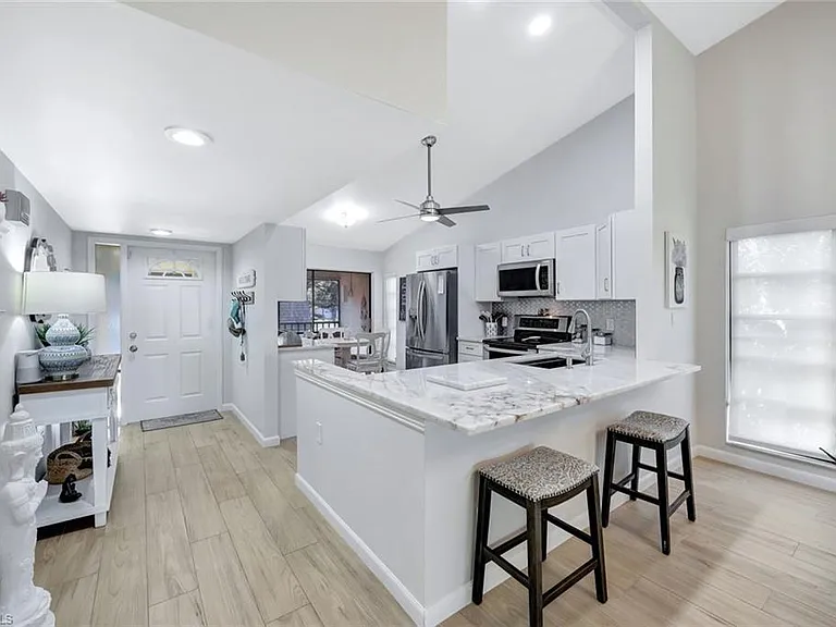 15400 Cedarwood Ln #1-201 — Photo 4