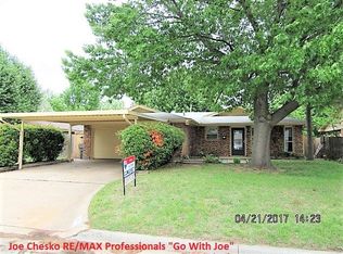 311 NW Parkwood Ln, Lawton, OK 73505