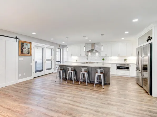 295 Castlewood Cir, Roseville, CA 95678