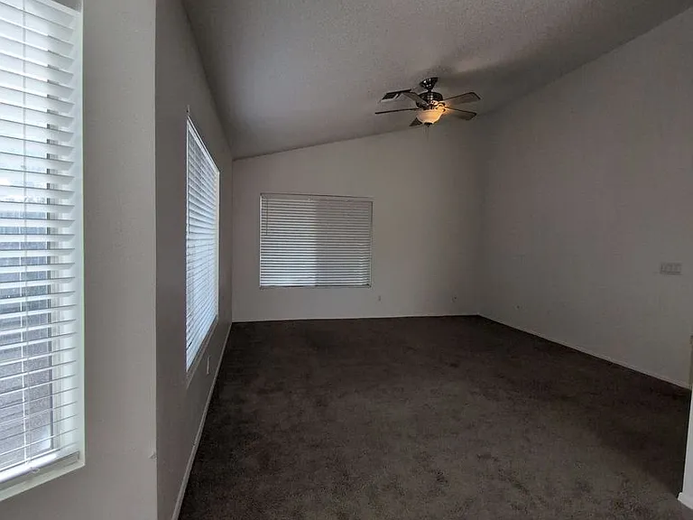 1207 E San Remo Ave — Photo 22