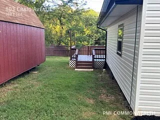 2 Bed / 1 Bath Single Family (Available Now) — Photo 4