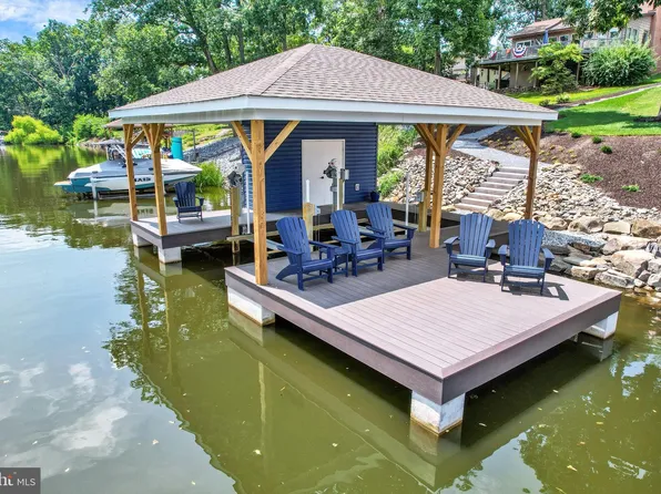 276 Lake Meade Dr, East Berlin, PA 17316