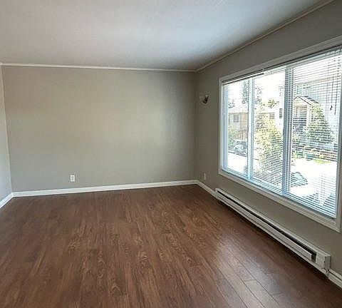 5th image of 903 Adams St #903