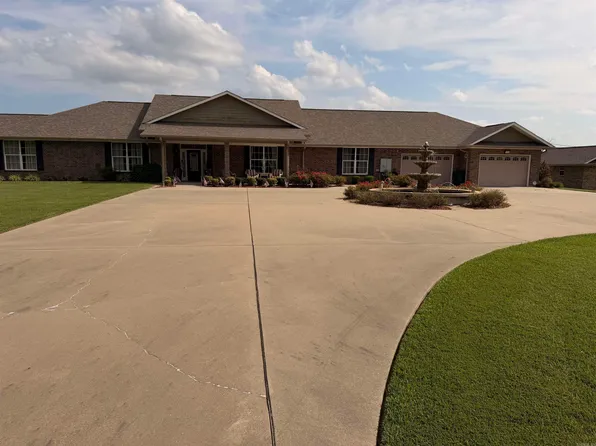 1664 Collins Rd, Nashville, AR 71852