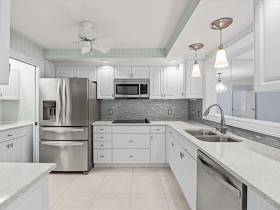 3rd image of 1903 Bay Road #206
