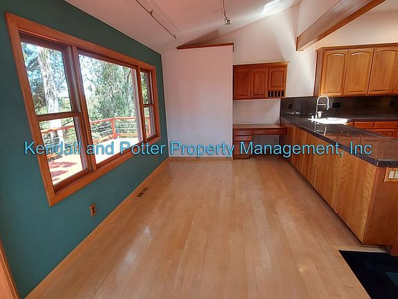 5th image of 332 Alta Vista Dr