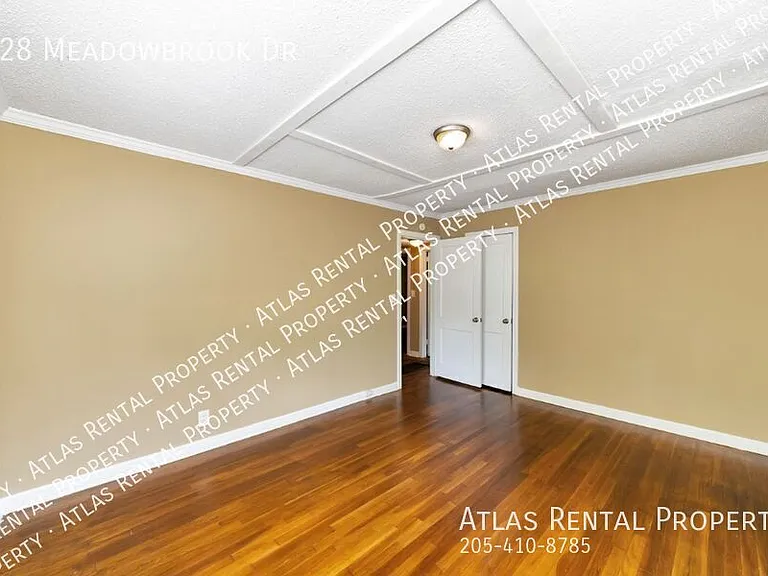 928 Meadowbrook Dr — Photo 4