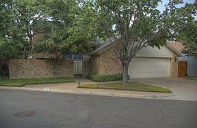 5th image of 4500 Village Oak Dr