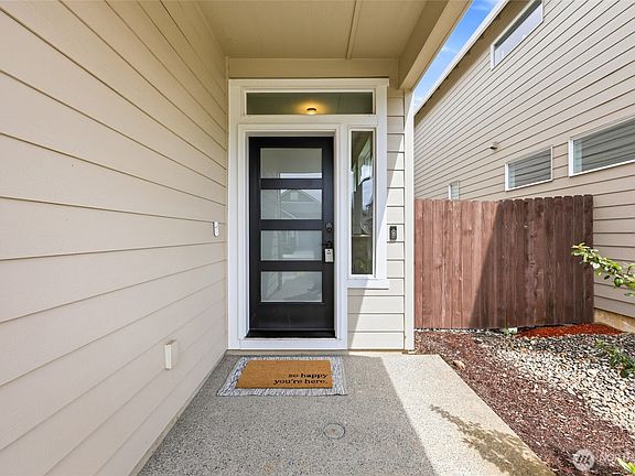 3rd image of 13518 NE 110th Way
