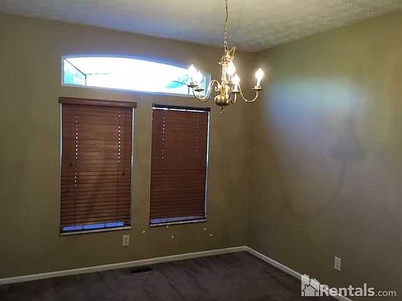 3rd image of 1075 Mastell Dr