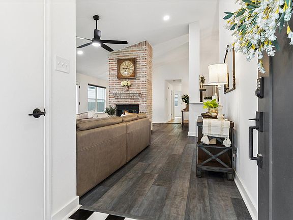 4th image of 15106 Natural Spring Way