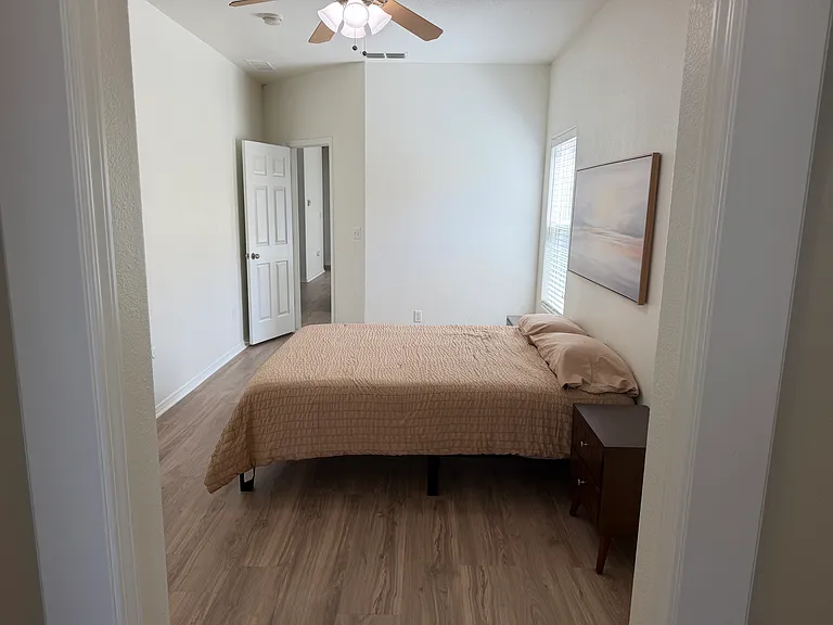 1600 Bradley Ct — Photo 27