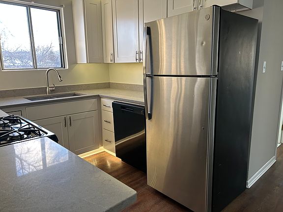 4th image of 708-5 W 65th St