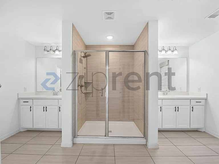 205 Somerset Dr — Photo 23