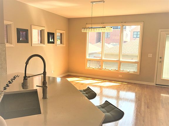 Family entertainment area. Can be converted to dinning area.