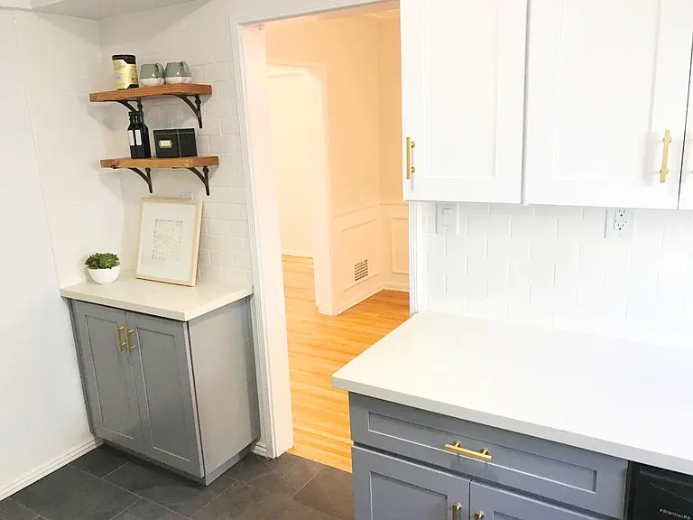 1257 S Cloverdale Ave — Photo 4