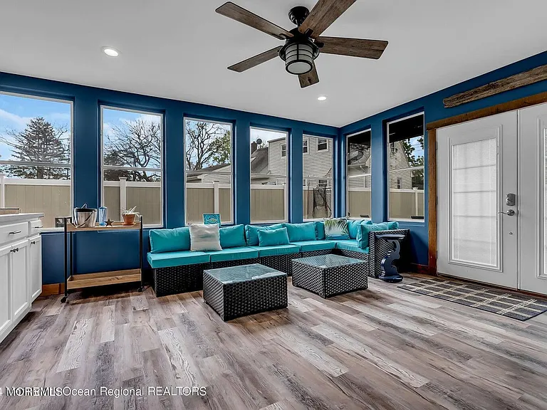 515 Monmouth Rd — Photo 22