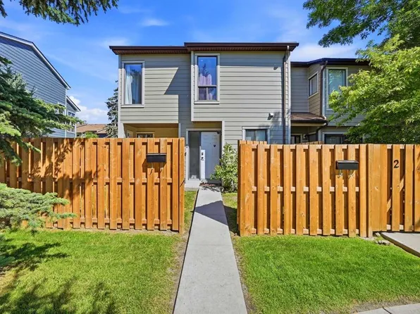 108 W Grier Ter NE #1, Calgary, AB T2K 5Y6