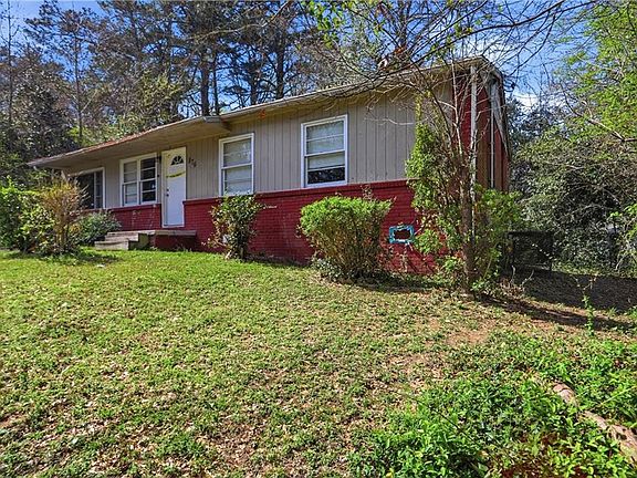 3rd image of 876 Bolton Pl NW