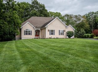 590 Saurer Farms Dr, Victor, NY 14564