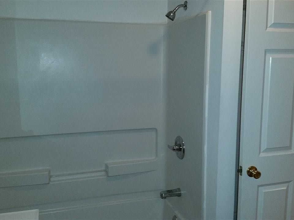 2nd image of 133 Remsen St