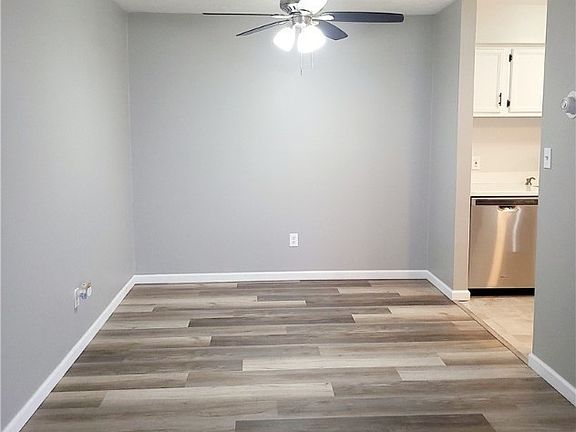 5th image of 150 Canterbury Ln #D-31