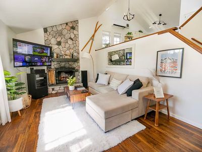 455 Delle Dr, Crestline, CA, 92325