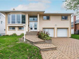 3344 Bertha Dr, Baldwin, NY 11510
