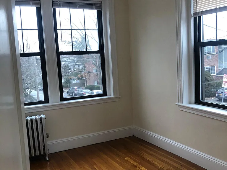 183-7 Chestnut Hill Ave — Photo 25
