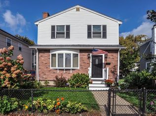 78 Darrow St, Quincy, MA 02169