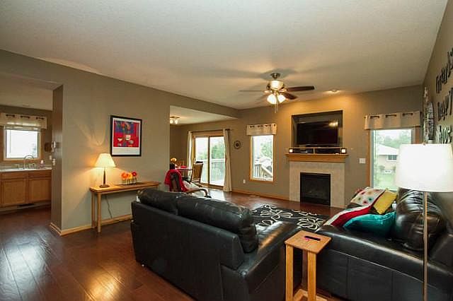 1st image of 5305 SW Wildflower Dr