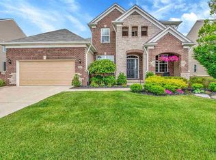 4533 Cloverdale Ct, Lake Orion, MI 48359