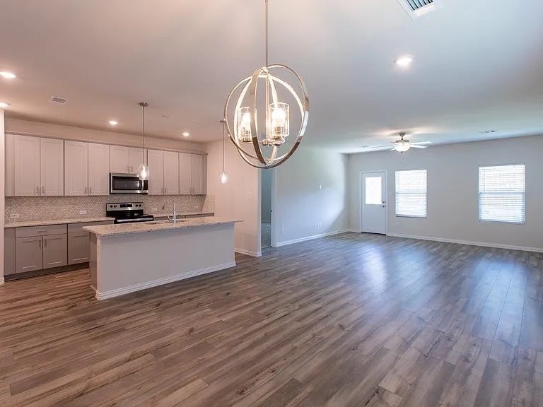 1604 Mineral Point Pl — Photo 20