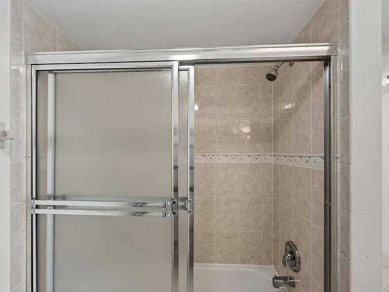 5735 Gardens Dr #5735 — Photo 29