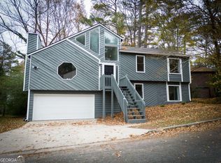 1041 Cedar Forest Ct, Stone Mountain, GA 30083
