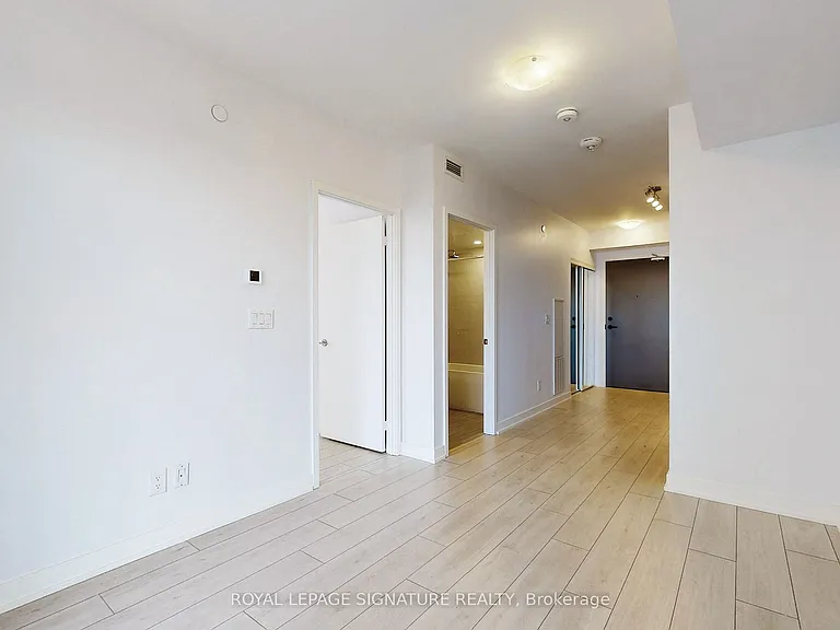 2033 Kennedy Rd #2102 — Photo 10