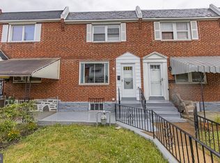 321 Mulberry St, Darby, PA 19023