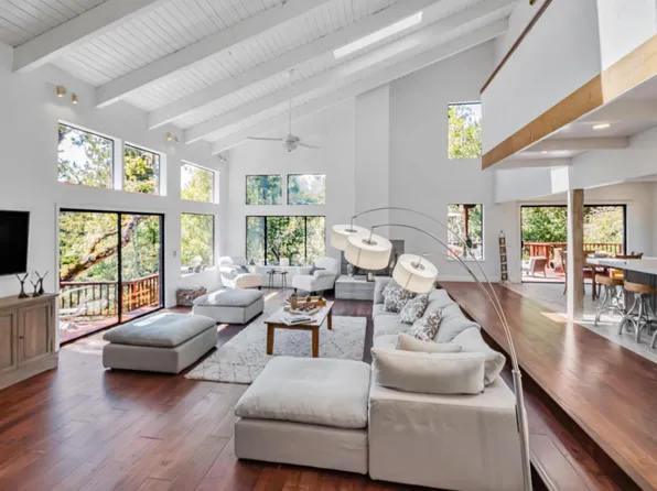 805 Old Mill Pond Rd, Los Gatos, CA 95033