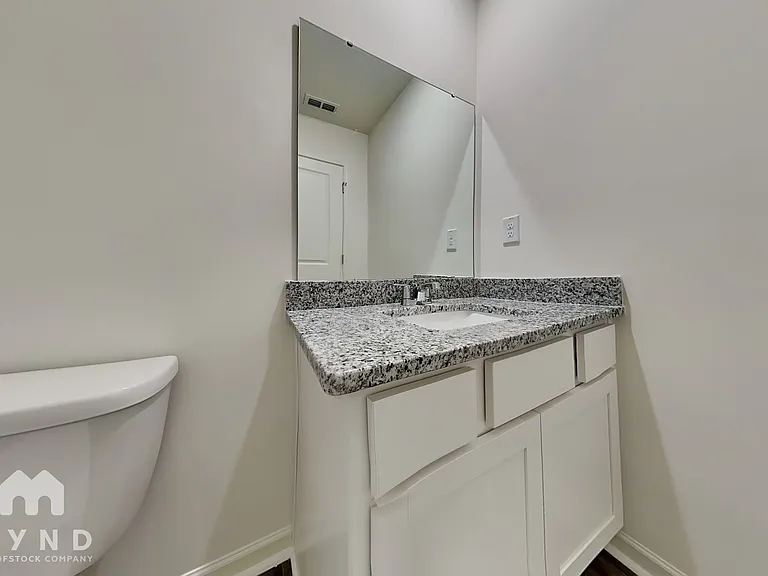 3040 Fulong Dr — Photo 17