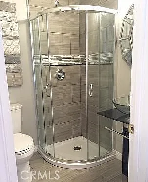 6757 Daryn Dr — Photo 20