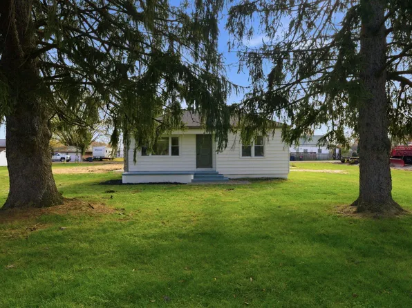 530 E Main St, Hebron, OH 43025