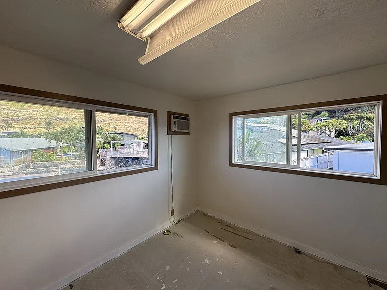 6270 Upolo Pl — Photo 14