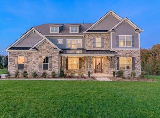 129 Highclere Dr, Waxhaw, NC 28173