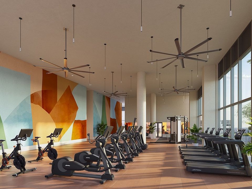 Sol Modern Phoenix Apartments Indoor Fitness Center